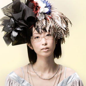 つじあやの アーティスト写真